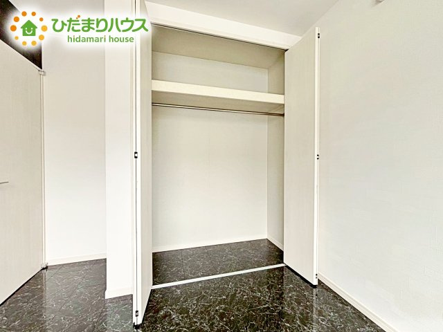 クローゼットタイプの収納は荷物がどこにあるかすぐに見つかります！