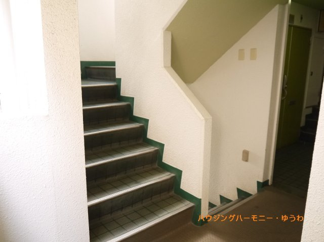 お部屋までは、階段利用となります！毎日利用することで、健康が保てます！