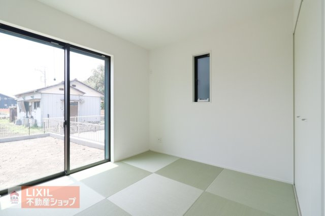 ゴロゴロと寝転がれる和室は、家事の合間のリフレッシュスペースや、アイロン掛けなどの家事空間にもオススメです。