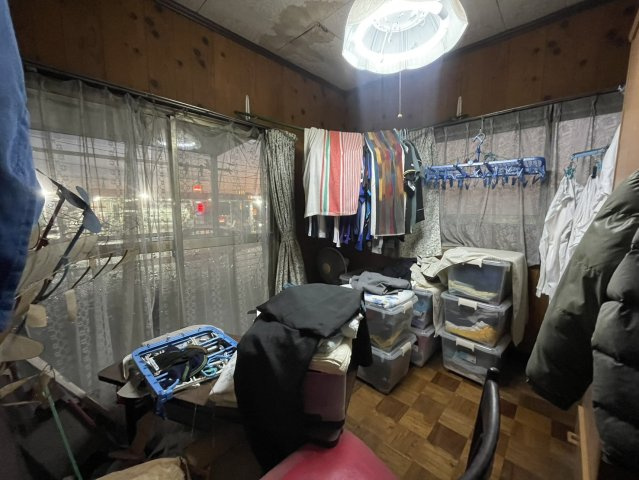 個人の部屋や寝室として使える洋室です