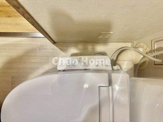 【ウォシュレット】清潔に使いたいお手洗いには最適な設備です。もちろんウォームレットも標準装備です。