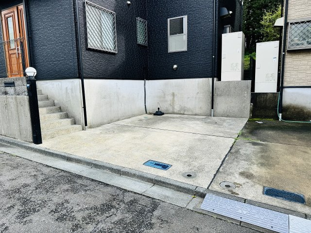 ～ゆとりをもって停められるカースペース～