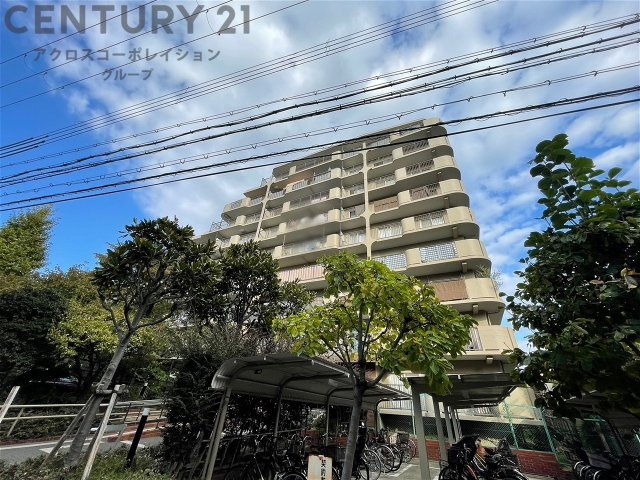 屋根付き駐輪場