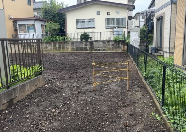 物件の詳細については、現地を見てわかること以外に、役所や法務局などで調べないとわからないことがあります。そのため、現地に行く場合は、もしこの物件を買ったらどのような生活ができるかをイメージしましょう。