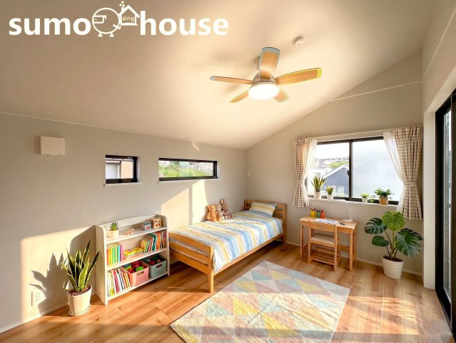 お子さんのお部屋にいかがでしょうか