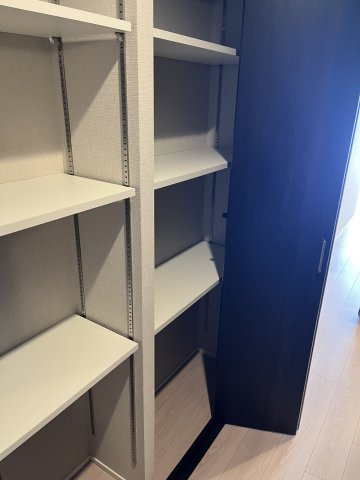 廊下収納です