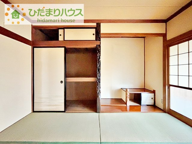 しまった物の出し入れも楽々です(^^)