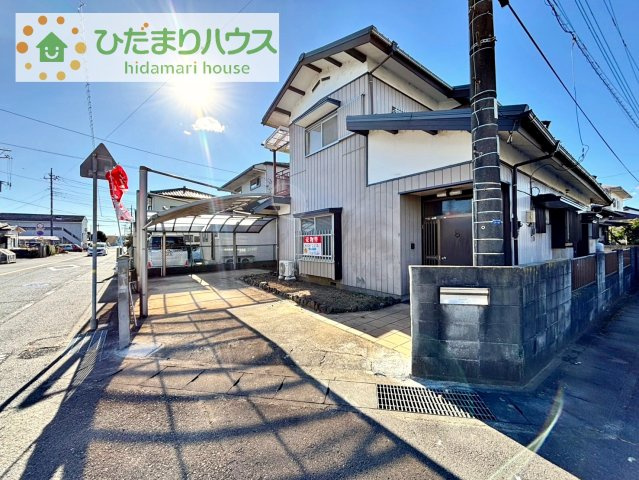 マイホームなら駐車場代がかかりません。しかも、自宅の駐車場で洗車ができます！今までコイン洗車に行っていた手間も省けて、節約にもつながります(^^♪