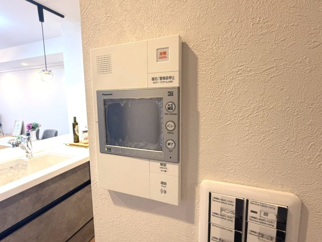インターホン