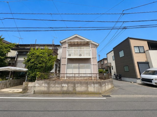 ■お好きなハウスメーカーで建築可能です！　■開放感ある南東角地！　■土地面積約30坪　■春日部市立緑小学校徒歩12分(900ｍ)・緑中学校徒歩18分(1400ｍ)
