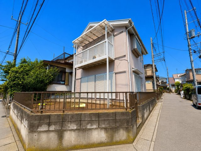 ■お好きなハウスメーカーで建築可能です！　■開放感ある南東角地！　■土地面積約30坪　■春日部市立緑小学校徒歩12分(900ｍ)・緑中学校徒歩18分(1400ｍ)