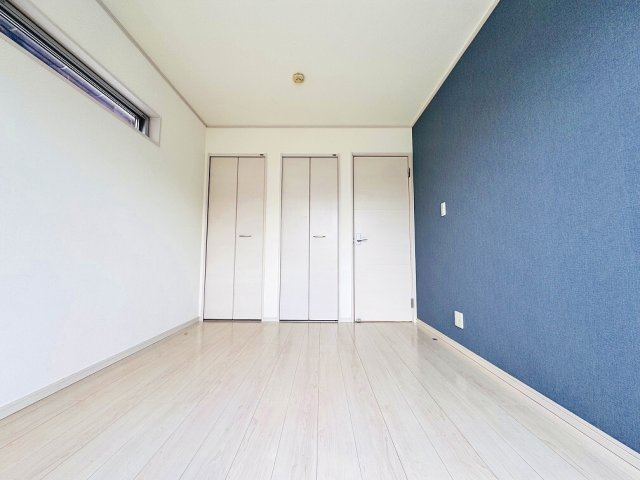 3階6帖の洋室。