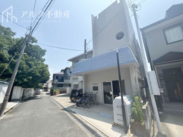 RC造3階建