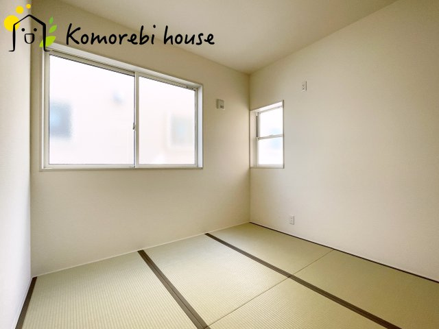 フローリングだけでなく、和室もあります