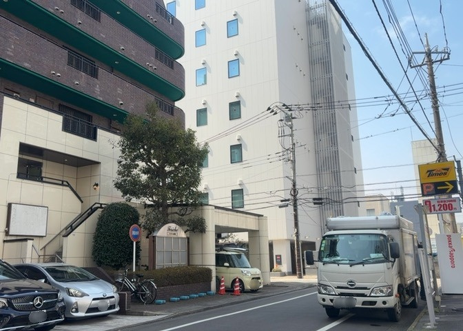 眺望の良さを楽しめるダイニングキッチンで家族団らんの時間を過ごしてはいかがでしょうか。バルコニーから見える景色を家族で眺める時間は、時間が経つのを忘れてしまいそうですね。是非、現地を見に行きましょう！