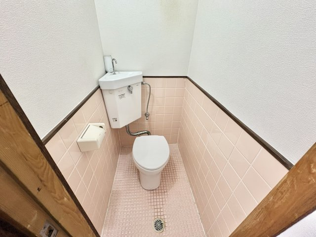 1階トイレ