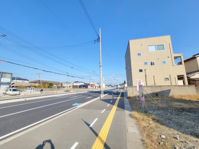 前面道路含む現地写真