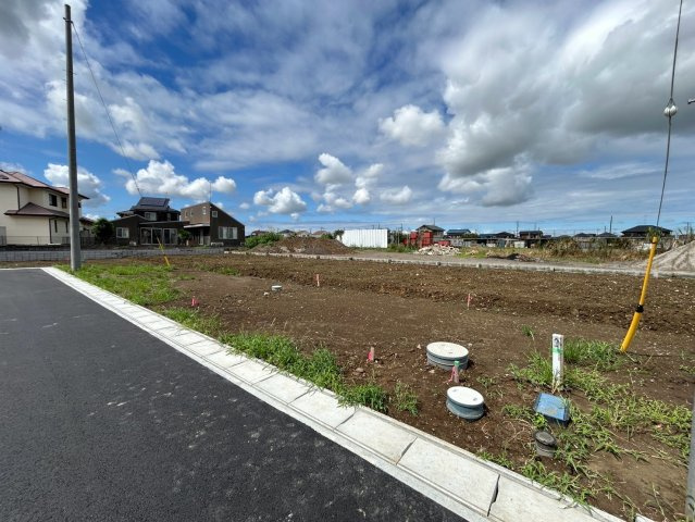 2号棟　前面道路含む現地写真（2026/09/05撮影）