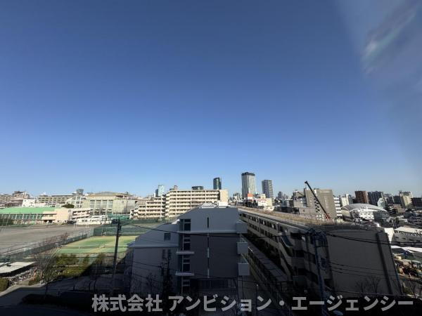 住戸からの眺望です。高台の為6階からでも眺望良好　です。