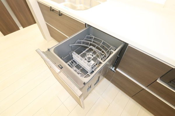 【郡山市安積荒井２丁目　　　１号棟　　　安積第１小学校、安積中学区のキッチン】