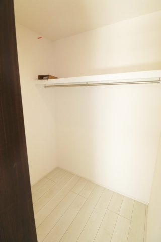 【郡山市安積荒井２丁目　　　１号棟　　　安積第１小学校、安積中学区の収納】