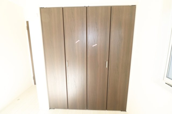 【郡山市安積荒井２丁目　　　１号棟　　　安積第１小学校、安積中学区の収納】