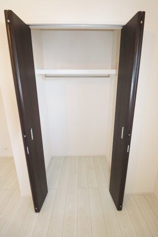 【郡山市安積荒井２丁目　　　１号棟　　　安積第１小学校、安積中学区の収納】