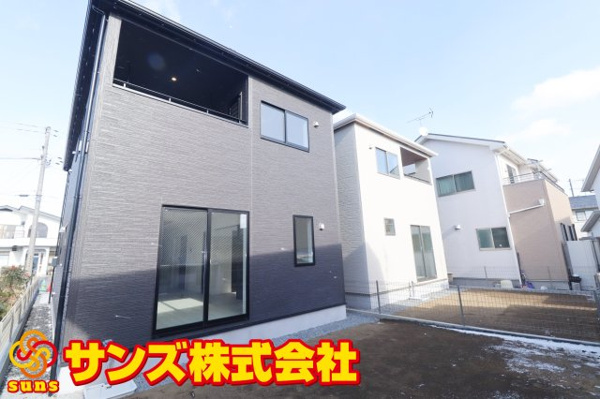 【郡山市安積荒井２丁目　　　１号棟　　　安積第１小学校、安積中学区の外観】