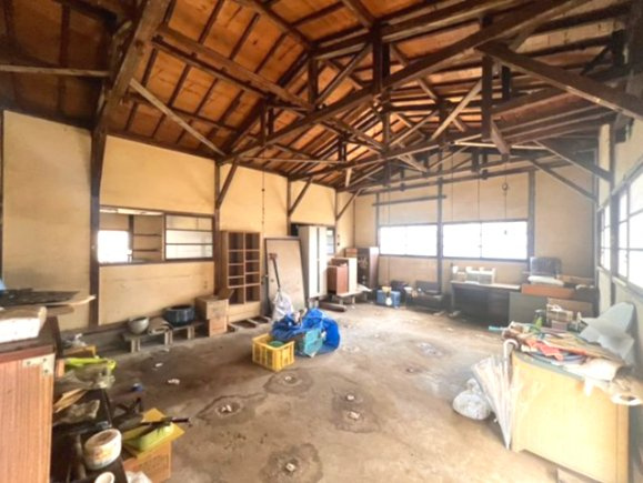 倉庫　作業場