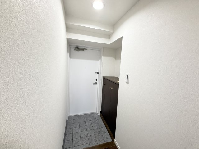 明るい玄関です