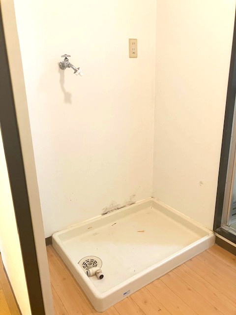 防水パン付き洗濯機置き場もしっかりとご用意！水漏れなど万が一のときの被害を抑えられます。