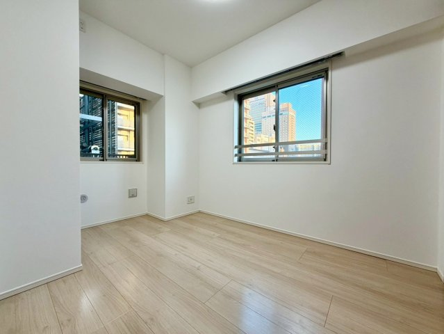 落ち着いて過ごせるお部屋なので、寝室にいかがでしょうか