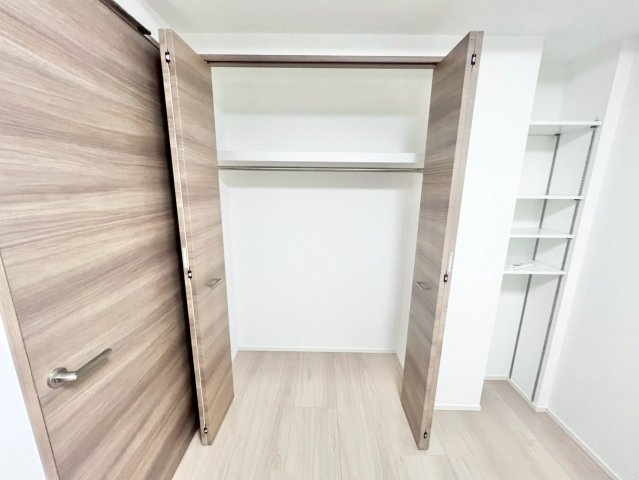 収納力があることで、生活空間を広く使える工夫が施された住まい。整理整頓がしやすく快適です♪