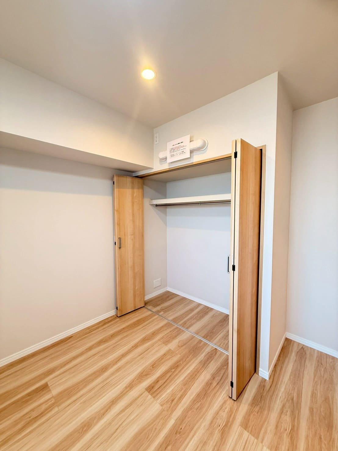 各居室収納あり、お部屋がスッキリ片付きます。