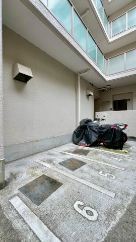 バイク置き場
