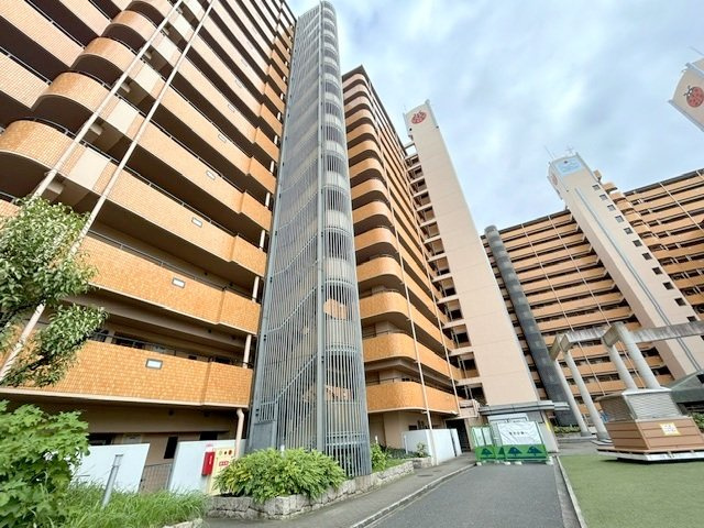外観：327002980681
