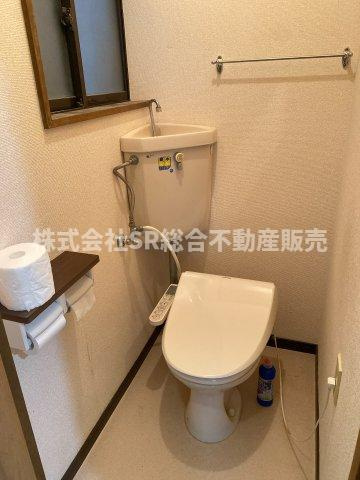 温水洗浄便座付きのトイレで使いやすいです！