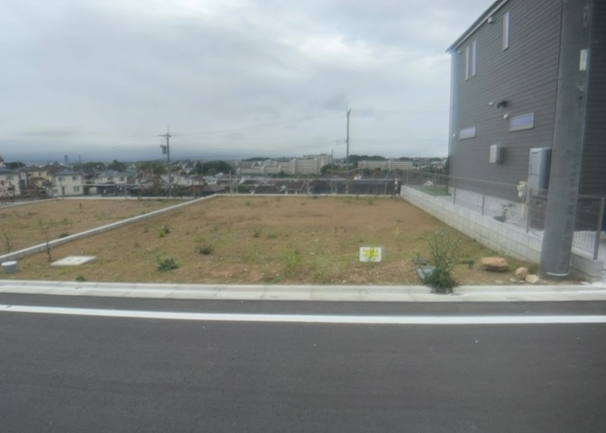 最寄り駅が近いなどの交通アクセスが良い土地だと暮らしやすいですよね。通勤・通学の観点から土地を選ぶことも大切です！自身や家族のライフワークからあったの物件を探しましょう！当社営業がお力になります！