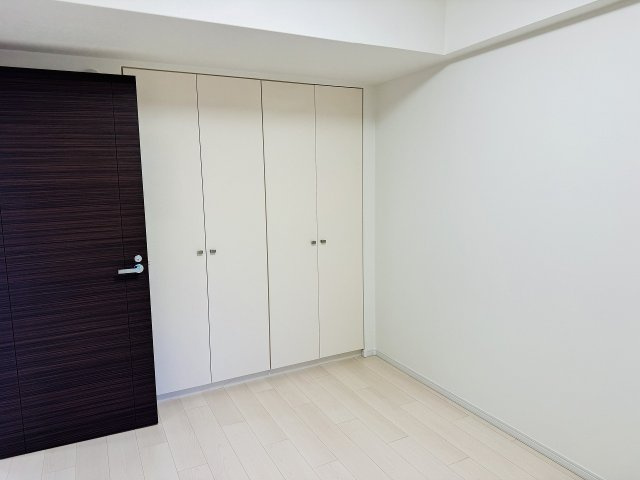 ～収納力の高いクローゼット完備～