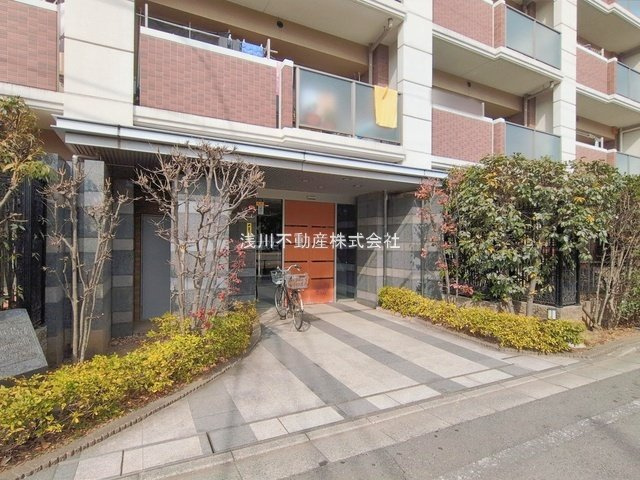 ～管理形態は全部委託式　綺麗にメンテナンスされているマンションです～