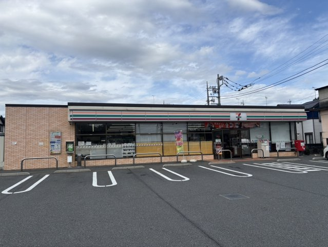 セブンイレブン町田常盤店　約600ｍ（約8分）