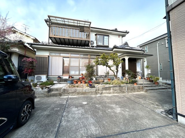 【高槻市下田部町一丁目の外観】