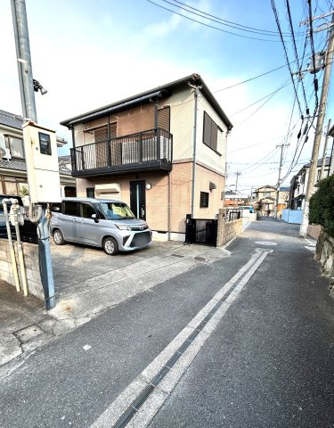 【高槻市下田部町一丁目の前面道路含む現地写真】