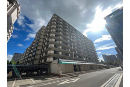 大津スカイハイツの外観