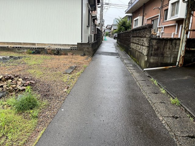 南道路　西から
