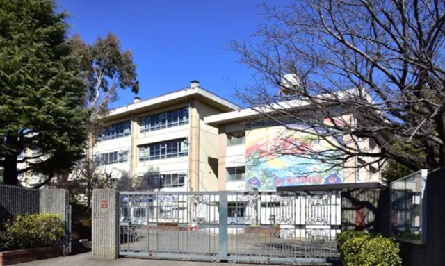 有馬中学校　1300m