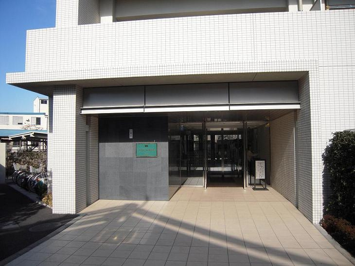 2路線2駅利用可能で通勤通学、レジャーに便利な住環境です。