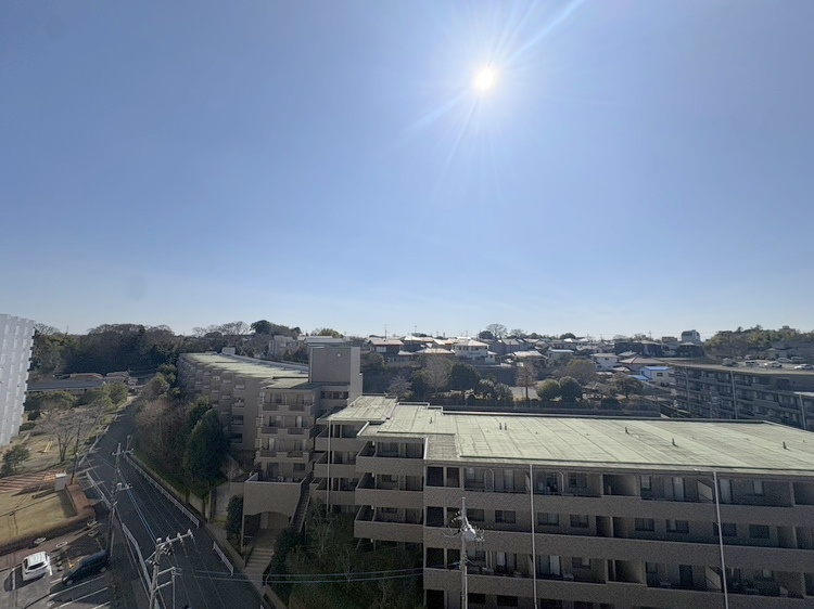 バルコニーからの眺望/9階につき眺望良好！