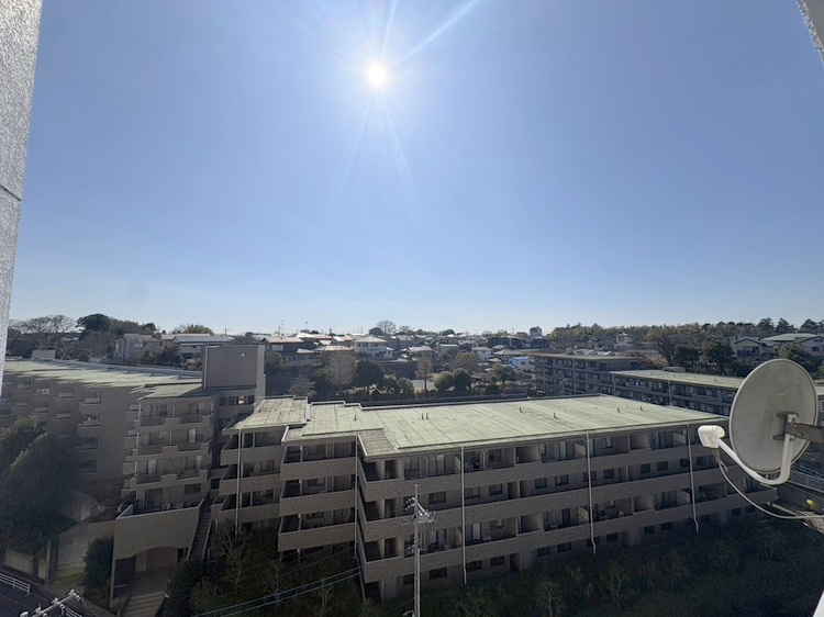 バルコニーからの眺望/9階につき眺望良好！