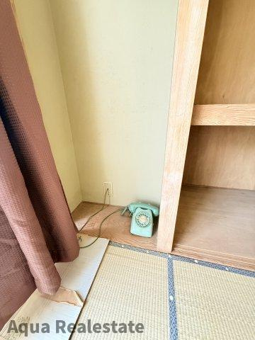 電話はホテル営業してない為繋がらないです